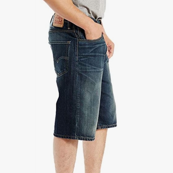 Levi's Men's 569 Loose Straight Denim Shorts - Picture 2 of 6